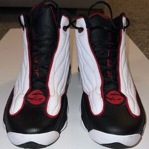 Retro Nike Air Jordan Black and White Basketball Shoes